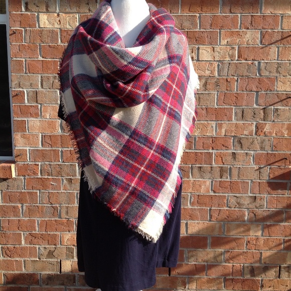 Scarf Blanket Plaid Pink Red Blue Green Off White Oversized Cozy Warm Fall - Picture 2 of 3